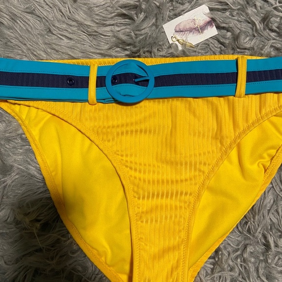 Jessica Simpson belted high-waisted bikini bottom - Picture 2 of 6